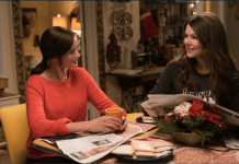 Gilmore Girls A Year In The Life Season 2: Are They Return To Rock You? ggayitl3