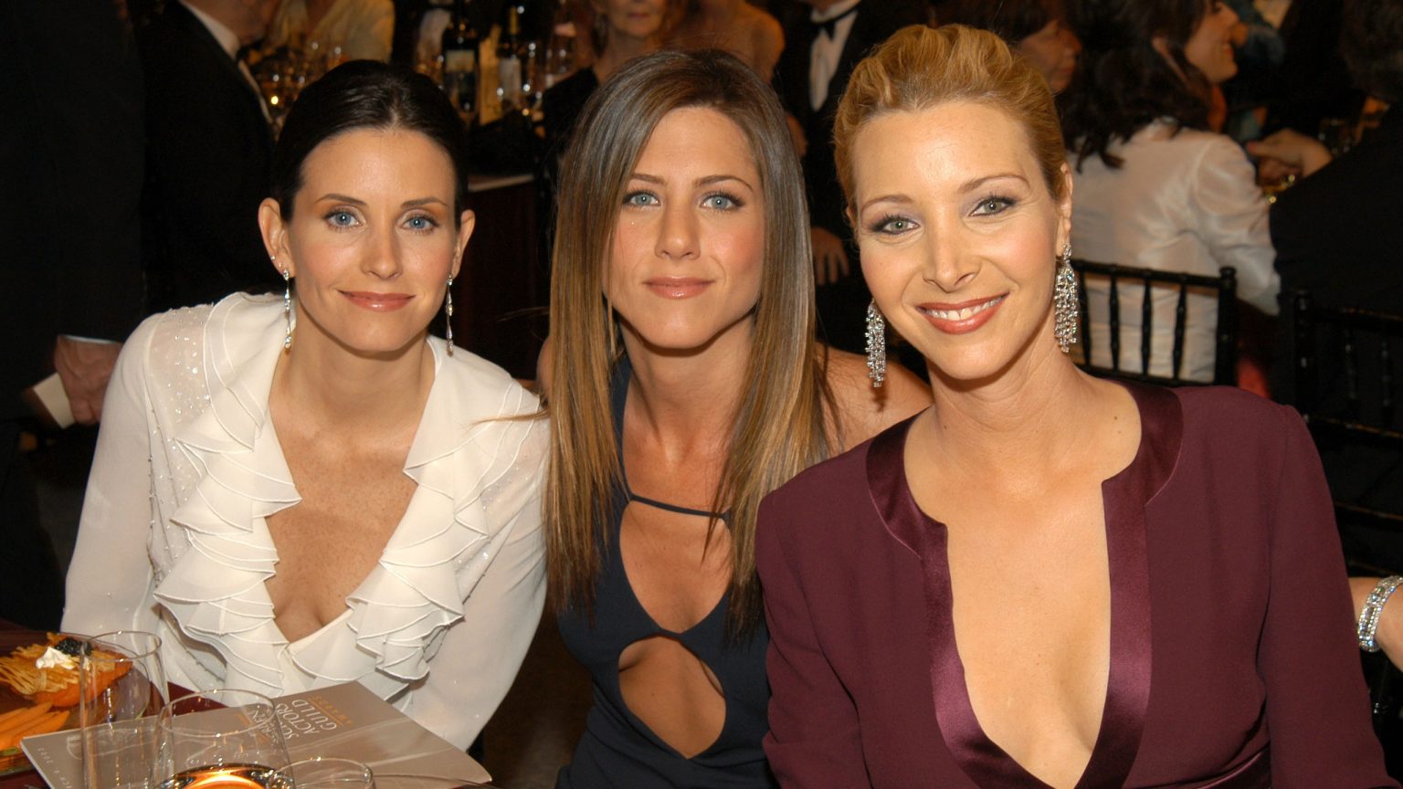 Friends Jennifer Aniston, Lisa Kudrow and Courteney Cox Reunite