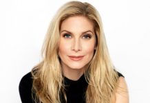 Elizabeth Mitchell Joins Outer Banks Netflix’s breakout YA drama series Outer Banks.