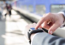 7 Funny Wearable Gadgets You Need to Try