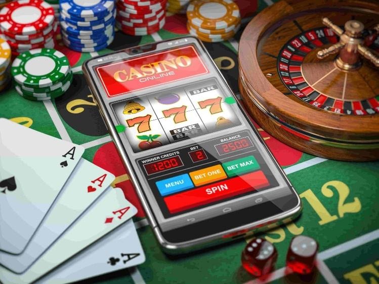 10 Reasons Why Online Casinos Are Better Than Land-Based Ones in 2021 -  TheNationRoar