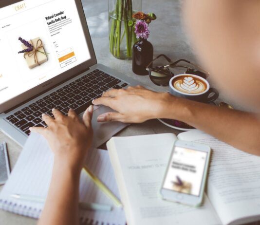 Product Descriptions: Why Smooth Copy Still Needs Clear Details